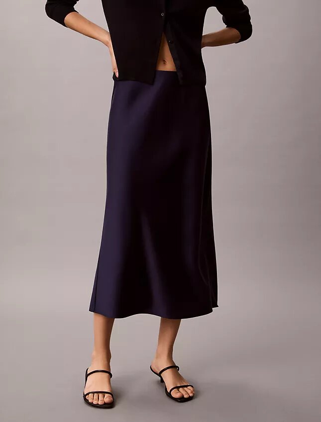Midi-kjol i satin Midi-kjol i satin