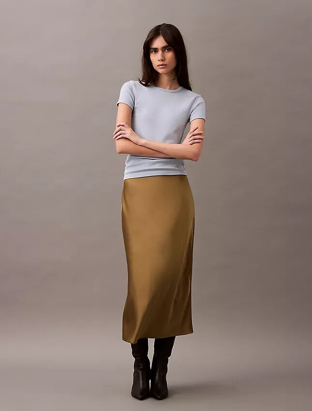 Midi-kjol i stretch-satin Midi-kjol i stretch-satin