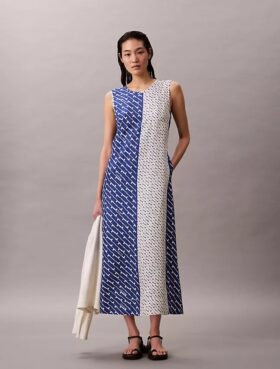 Midi-klänning i tryckt viskos-twill