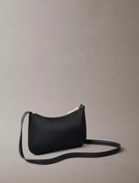 Mini-väska med djärvt Monogram
