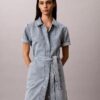 Miniklänning i denim med bälte