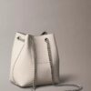 Minimalistisk bucket bag med Monogram Minimalistisk bucket bag med Monogram