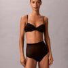 Minimalistisk Thong i mesh med hög midja Minimalistisk Thong i mesh med hög midja