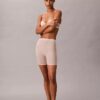 Minimalistiska boyshorts med nederrygg i mesh Minimalistiska boyshorts med nederrygg i mesh