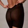 Minimalistiska boyshorts med nederrygg i mesh Minimalistiska boyshorts med nederrygg i mesh