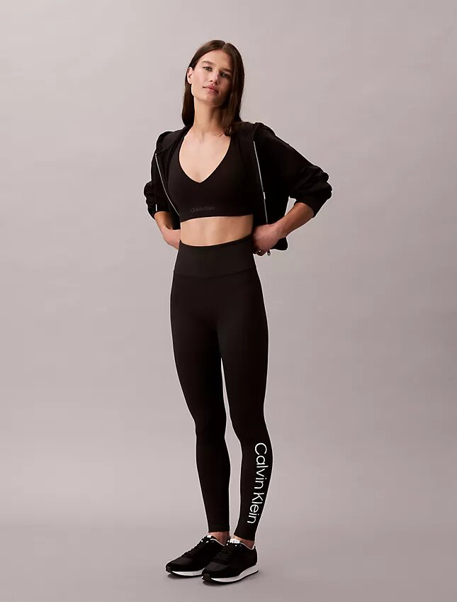 Mjuk sport-BH för medelhög belastning Mjuk sport-BH för medelhög belastning