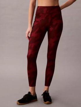 Mjuka sportleggings med abstrakt tryck och 7/8-längd