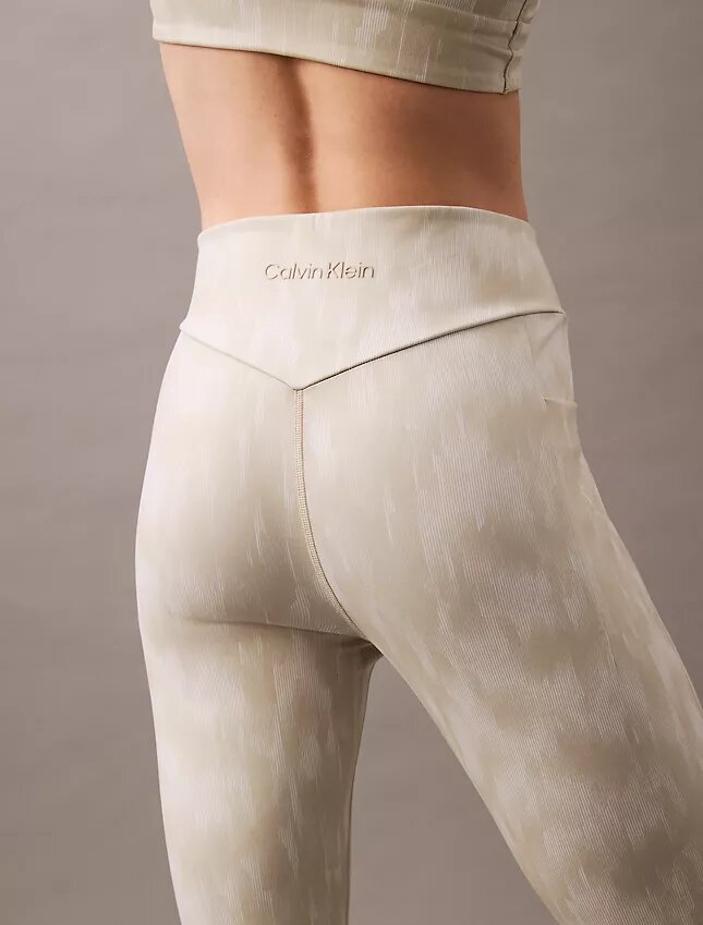 Mjuka stretchiga sportleggings med 7/8-längd Mjuka stretchiga sportleggings med 7/8-längd