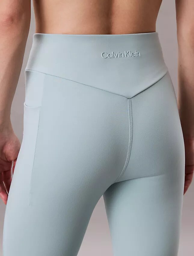 Mjuka stretchiga sportleggings med 7/8-längd Mjuka stretchiga sportleggings med 7/8-längd