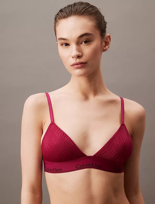 Modern spets, lätt fodrad triangel-Bralette Modern spets, lätt fodrad triangel-Bralette