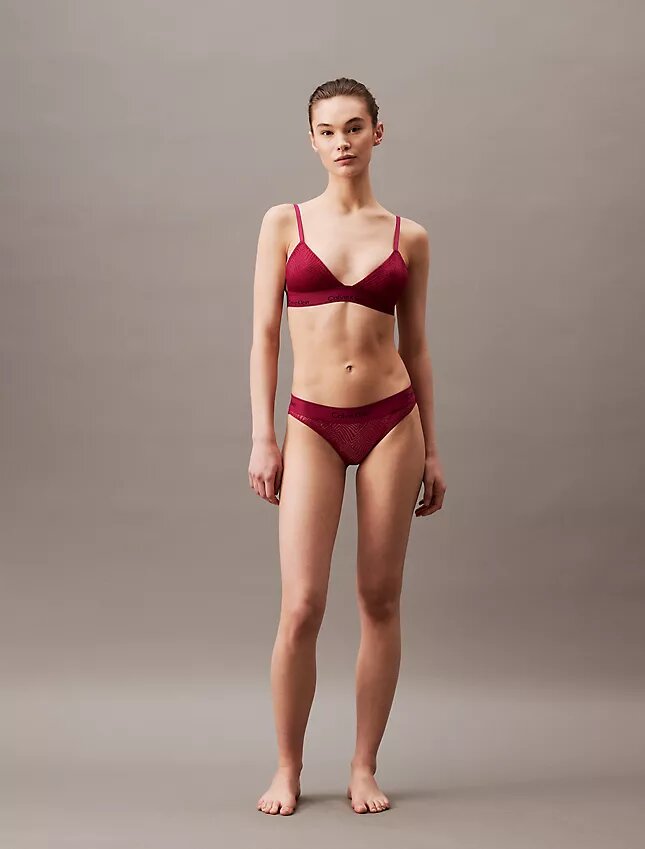 Modern spets, lätt fodrad triangel-Bralette Modern spets, lätt fodrad triangel-Bralette