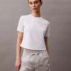 Modern sport-T-shirt med rund hals Modern sport-T-shirt med rund hals