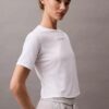 Modern sport-T-shirt med rund hals Modern sport-T-shirt med rund hals