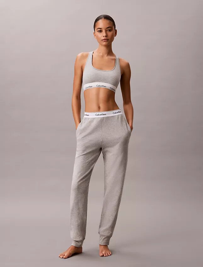 Moderna joggingbyxor i frotté Moderna joggingbyxor i frotté