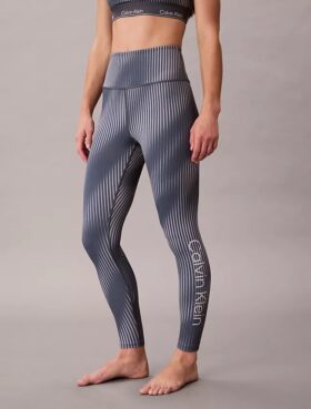 Moderna sportiga leggings med hög midja och 7/8-längd Moderna sportiga leggings med hög midja och 7/8-längd