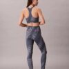 Moderna sportiga leggings med hög midja och 7/8-längd Moderna sportiga leggings med hög midja och 7/8-längd