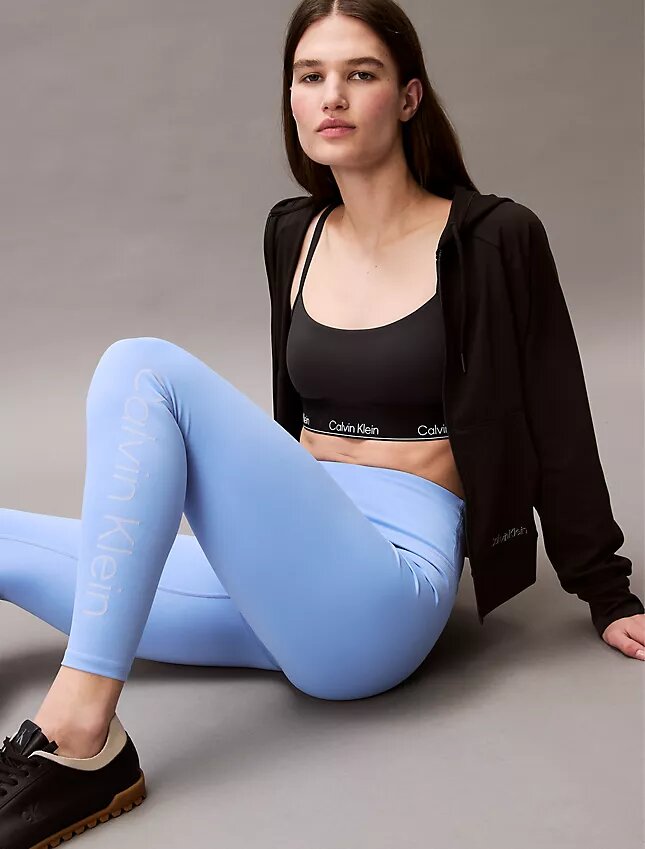 Moderna sportleggings med hög midja och 7/8-längd Moderna sportleggings med hög midja och 7/8-längd