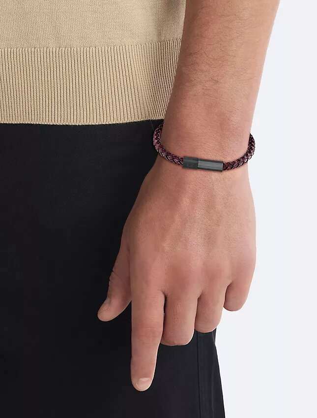 Modernt flätat armband Modernt flätat armband