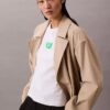 Monogram-logotyp, grafisk, smal T-shirt Monogram-logotyp, grafisk, smal T-shirt