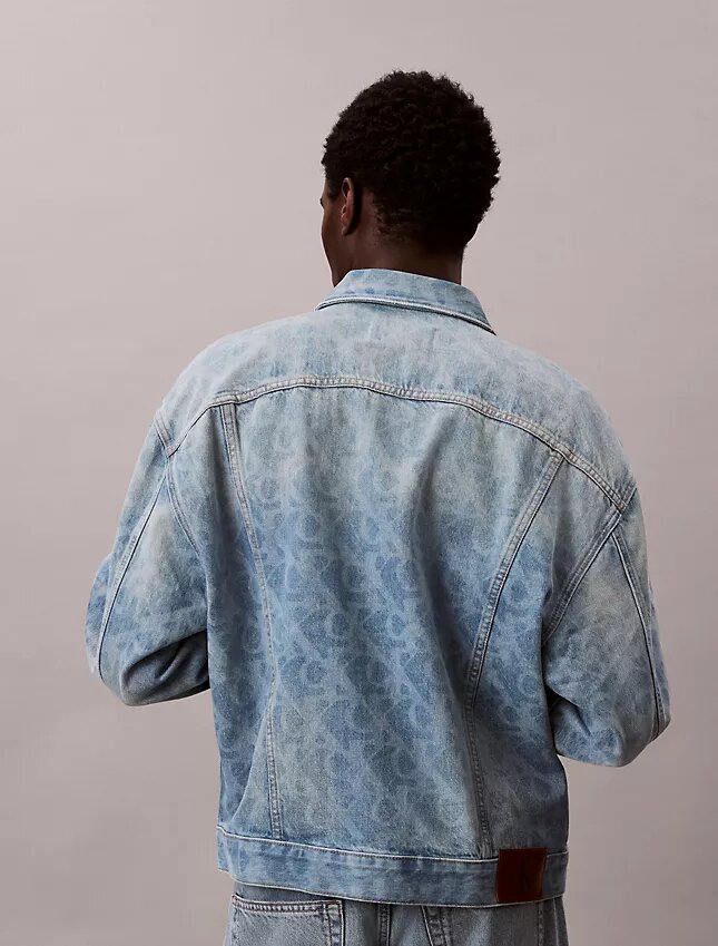 Monogram Trucker Jacket i Denim från 90-talet Monogram Trucker Jacket i Denim från 90-talet
