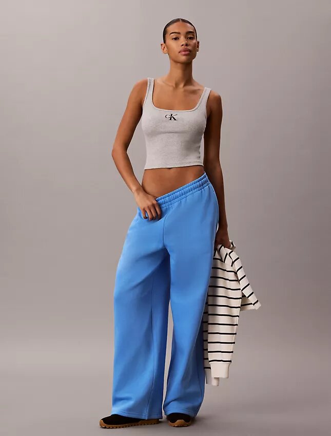 Monologo fleece-joggingbyxor med vida ben Monologo fleece-joggingbyxor med vida ben