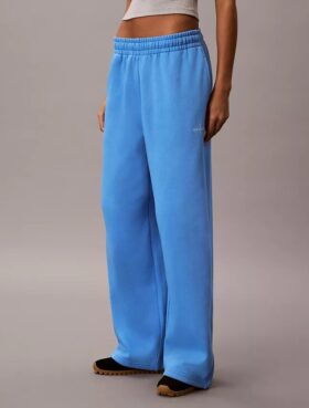 Monologo fleece-joggingbyxor med vida ben