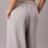 Monologo fleece-joggingbyxor med vida ben Monologo fleece-joggingbyxor med vida ben