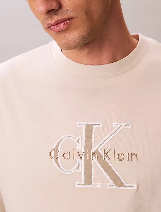 Monologo Outline Graphic Classic T-shirt Monologo Outline Graphic Classic T-shirt