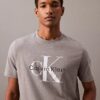 Monologo T-shirt med rund hals Monologo T-shirt med rund hals
