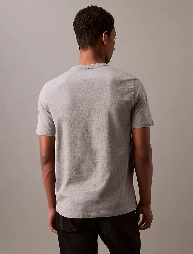Monologo T-shirt med rund hals Monologo T-shirt med rund hals