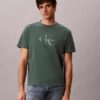 Monologo-T-shirt med syratvätt Monologo-T-shirt med syratvätt