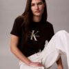 Monologo-T-shirt med syratvätt Monologo-T-shirt med syratvätt