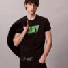 Mycket grafisk, avslappnad T-shirt Mycket grafisk, avslappnad T-shirt