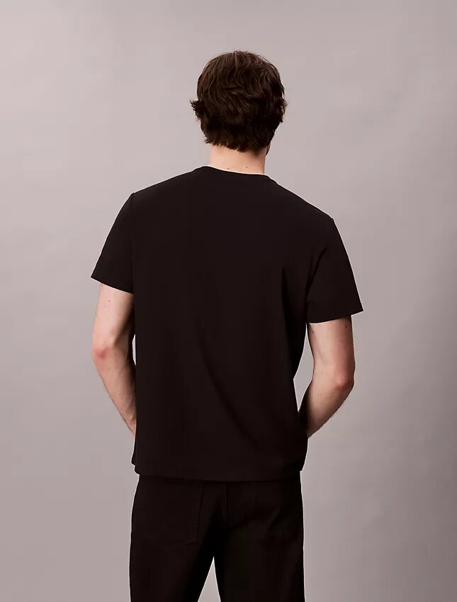 Mycket grafisk, avslappnad T-shirt Mycket grafisk, avslappnad T-shirt