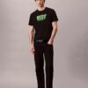 Mycket grafisk, avslappnad T-shirt Mycket grafisk, avslappnad T-shirt