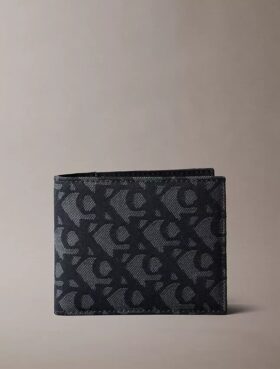 Plånbok med Monogram-mönster över hela ytan Plånbok med Monogram-mönster över hela ytan