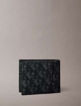 Plånbok med Monogram-mönster över hela ytan Plånbok med Monogram-mönster över hela ytan