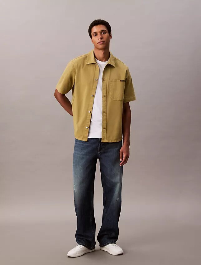 Praktisk, avslappnad Utility Shirt med knappar Praktisk, avslappnad Utility Shirt med knappar