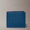 Präglad bifold-plånbok med Monogram-mönster över hela ytan och myntficka Präglad bifold-plånbok med Monogram-mönster över hela ytan och myntficka