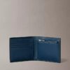 Präglad bifold-plånbok med Monogram-mönster över hela ytan och myntficka Präglad bifold-plånbok med Monogram-mönster över hela ytan och myntficka