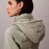 Pufferjacka i blandade material Pufferjacka i blandade material