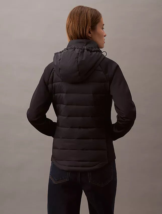 Pufferjacka i blandade material Pufferjacka i blandade material
