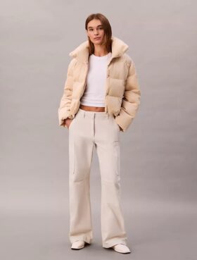 Pufferjacka i corduroy