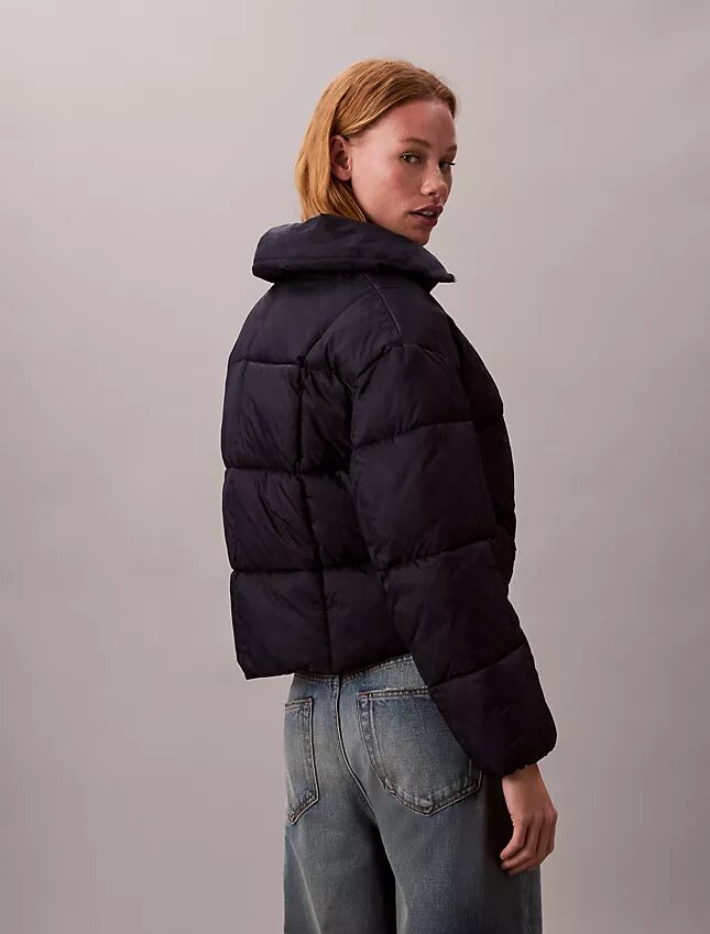 Pufferjacka med Monogram-mönster över hela ytan Pufferjacka med Monogram-mönster över hela ytan