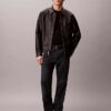 Raka byxor i mocka i 90s Straight-stil Raka byxor i mocka i 90s Straight-stil