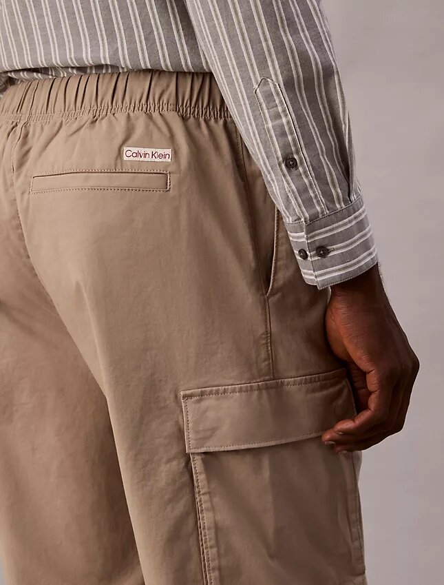 Raka cargobyxor i Cotton Stretch-byxor Raka cargobyxor i Cotton Stretch-byxor