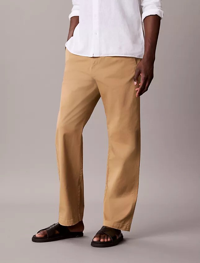 Raka chinobyxor i Cotton Stretch 90s Straight Raka chinobyxor i Cotton Stretch 90s Straight
