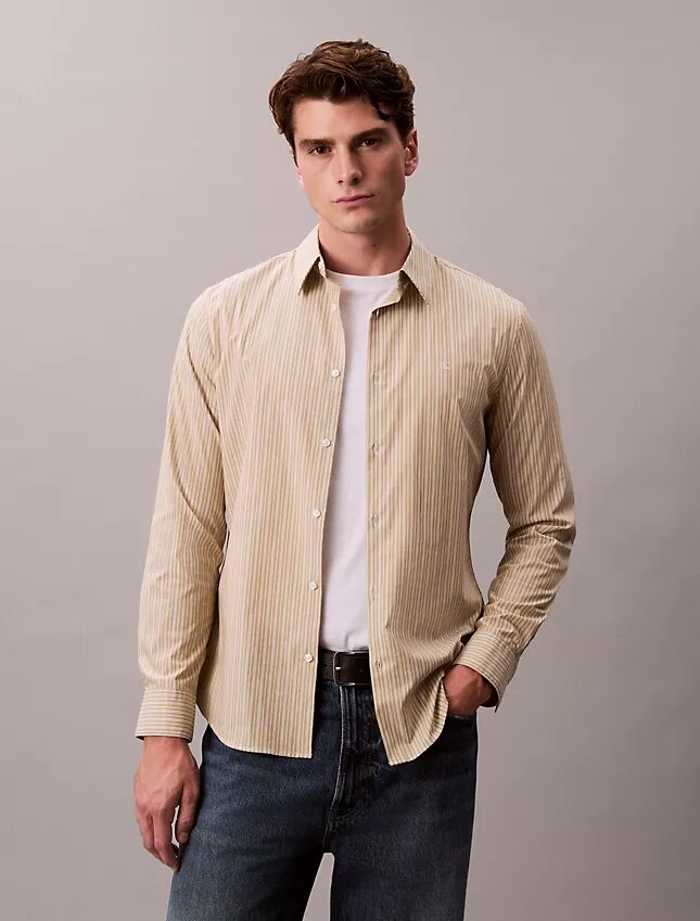 Randig slim fit-skjorta med knappar Randig slim fit-skjorta med knappar