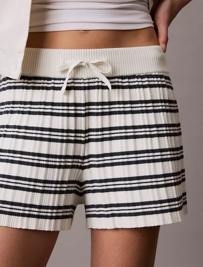 Randiga ribbstickade shorts Randiga ribbstickade shorts