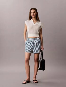 Randiga shorts i bomullspoplin